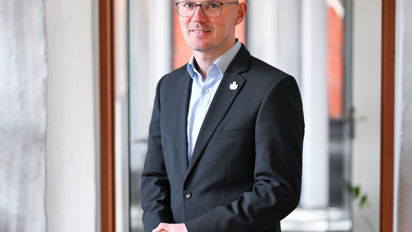 Der SPD-Politiker Daniel Keip trat Anfang März sein Amt als Oberbürgermeister von Brandenburg an der Havel an. (Archivbild) Foto