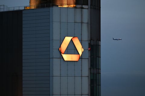 Übernahmeziel: Die Commerzbank in Frankfurt (Archivbild). Foto: Arne Dedert/dpa