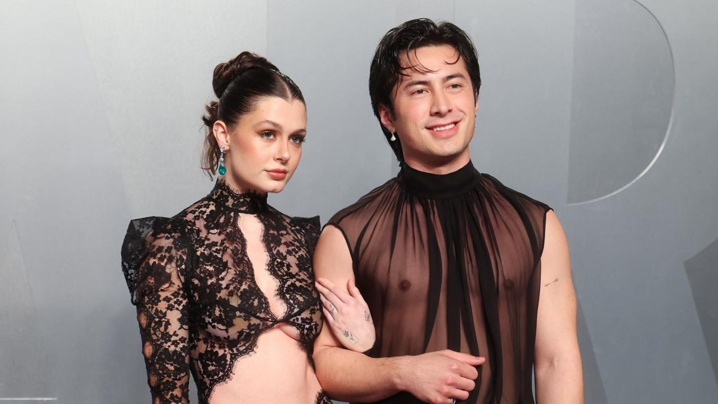 Ganz offiziell: Hudson Williams und seine Freundin Katelyn Larson bei Oscar-Party von „Vanity Fair“