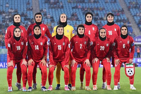 Iranische Fußballerinnen beim Asien Cup