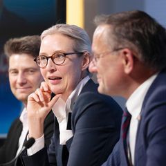 AfD-Trio: ESN-Fraktionschef René Aust mit den Parteichefs Alice Weidel und Tino Chrupalla