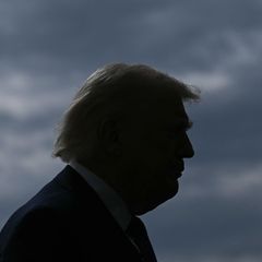 Begann seinen Krieg ohne internationale Koalition: US-Präsident Donald Trump