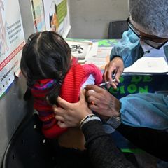 Impfung eines Kindes, Kennedy ist das ein Dorn im Auge