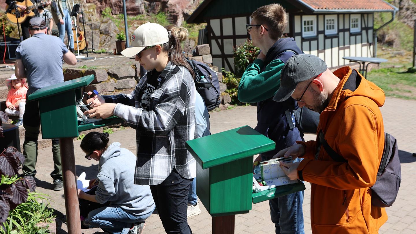 Die Harzer Wandernadel feiert Jubiläum. Entlang von ausgewiesenen Wanderrouten können aktuell 222 Stempel gesammelt werden. (Arc