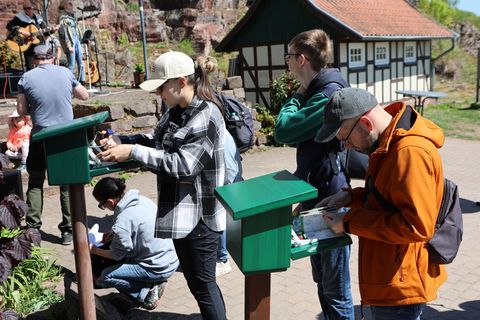 Die Harzer Wandernadel feiert Jubiläum. Entlang von ausgewiesenen Wanderrouten können aktuell 222 Stempel gesammelt werden. (Arc