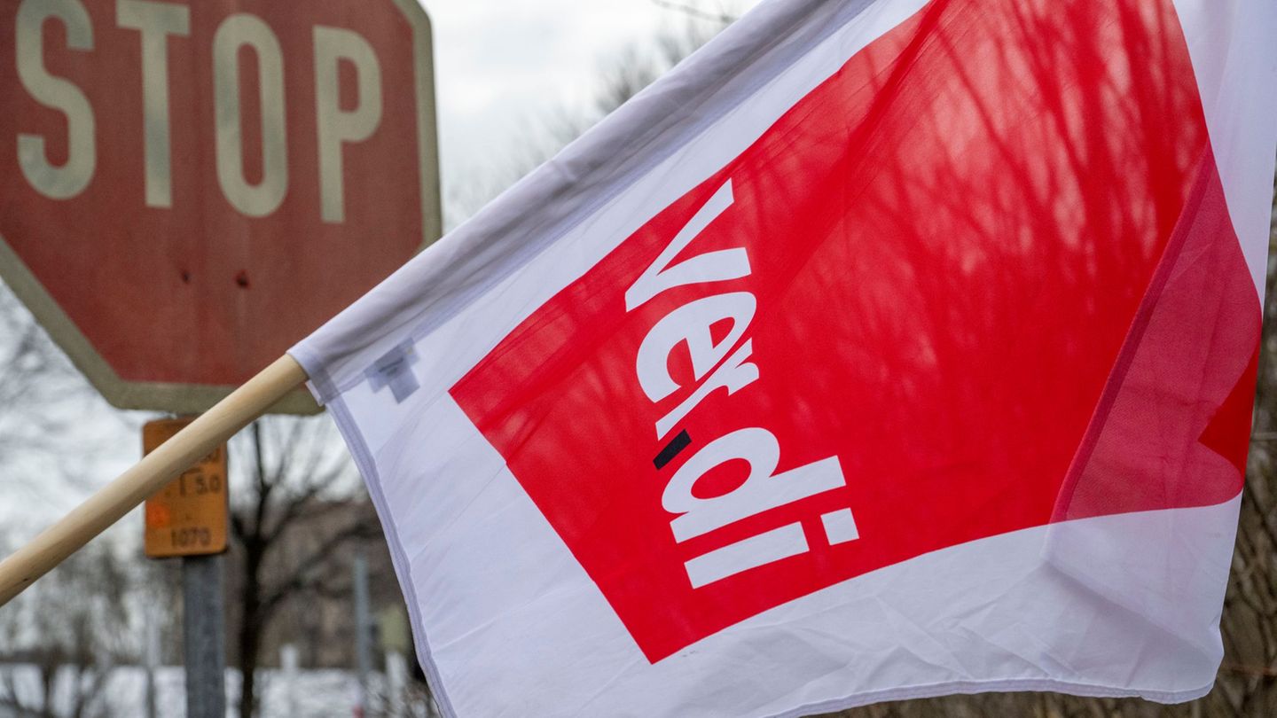 Verdi ruft zum Streik der ALBA Cottbus und der ALBA Lausitz auf. (Symbolbild) Foto: Stefan Puchner/dpa