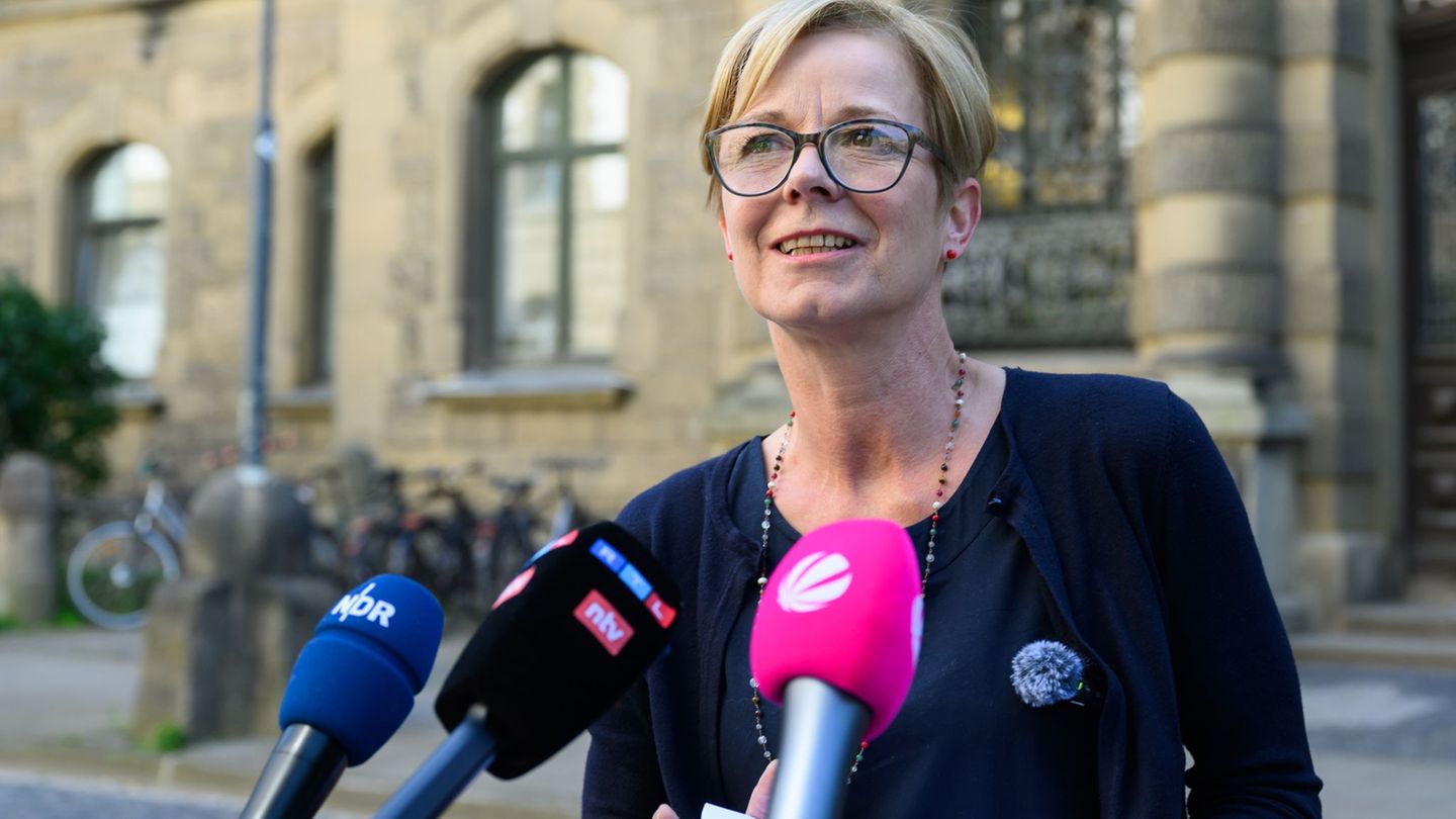 Die Kriminalität in der Region Hannover erreicht 2025 den zweitniedrigsten Stand seit zehn Jahren, sagt Gwendolin von der Osten,