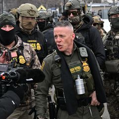 Sein rabiates Auftreten verschaffte Bovino Anerkennung bei Präsident Trump