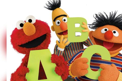 Elmo, Bert und Ernie (v.l.) freuen sich auf Motsi Mabuse und Co.