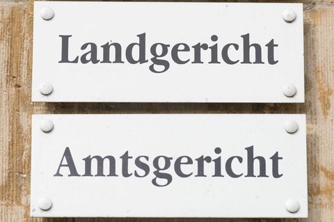 Der Mann hatte seine Nachricht auf der öffentlich zugänglichen Facebook-Seite der Stadt Landau hinterlassen. (Archivbild) Foto: