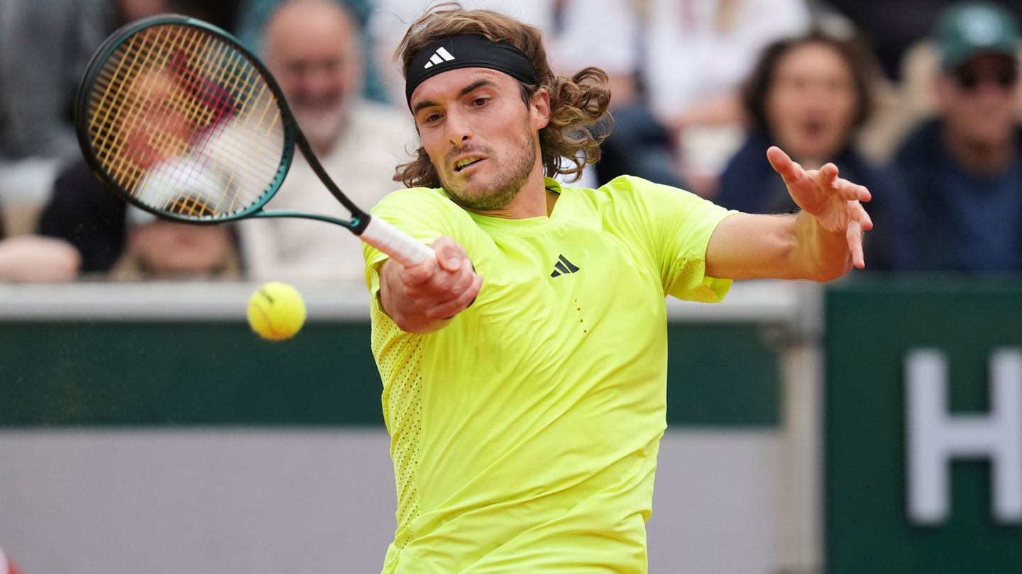 Stefanos Tsitsipas schlägt erstmals in München auf. (Archivbild) Foto: Aurelien Morissard/AP/dpa