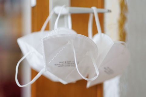 Die teuren FFP2-Masken waren kein Wucher, so die Staatsanwaltschaft Zürich. Foto: Daniel Karmann/dpa