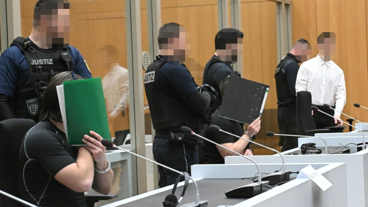 Angeklagte in Gerichtsssaal