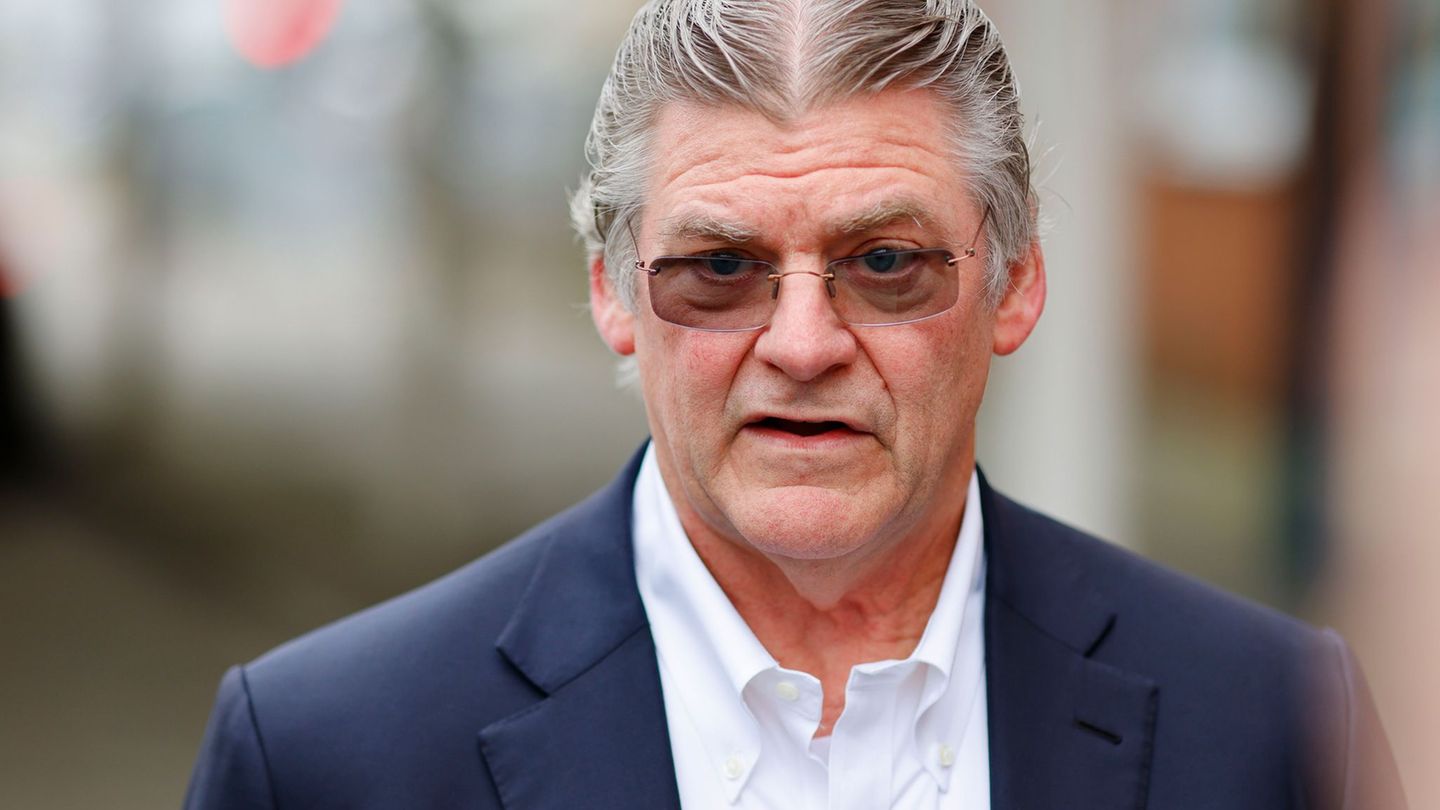 Lyten-Chef Dan Cook hat in Kiel seine Pläne für den Northvolt-Standort Heide vorgestellt. Foto: Frank Molter/dpa