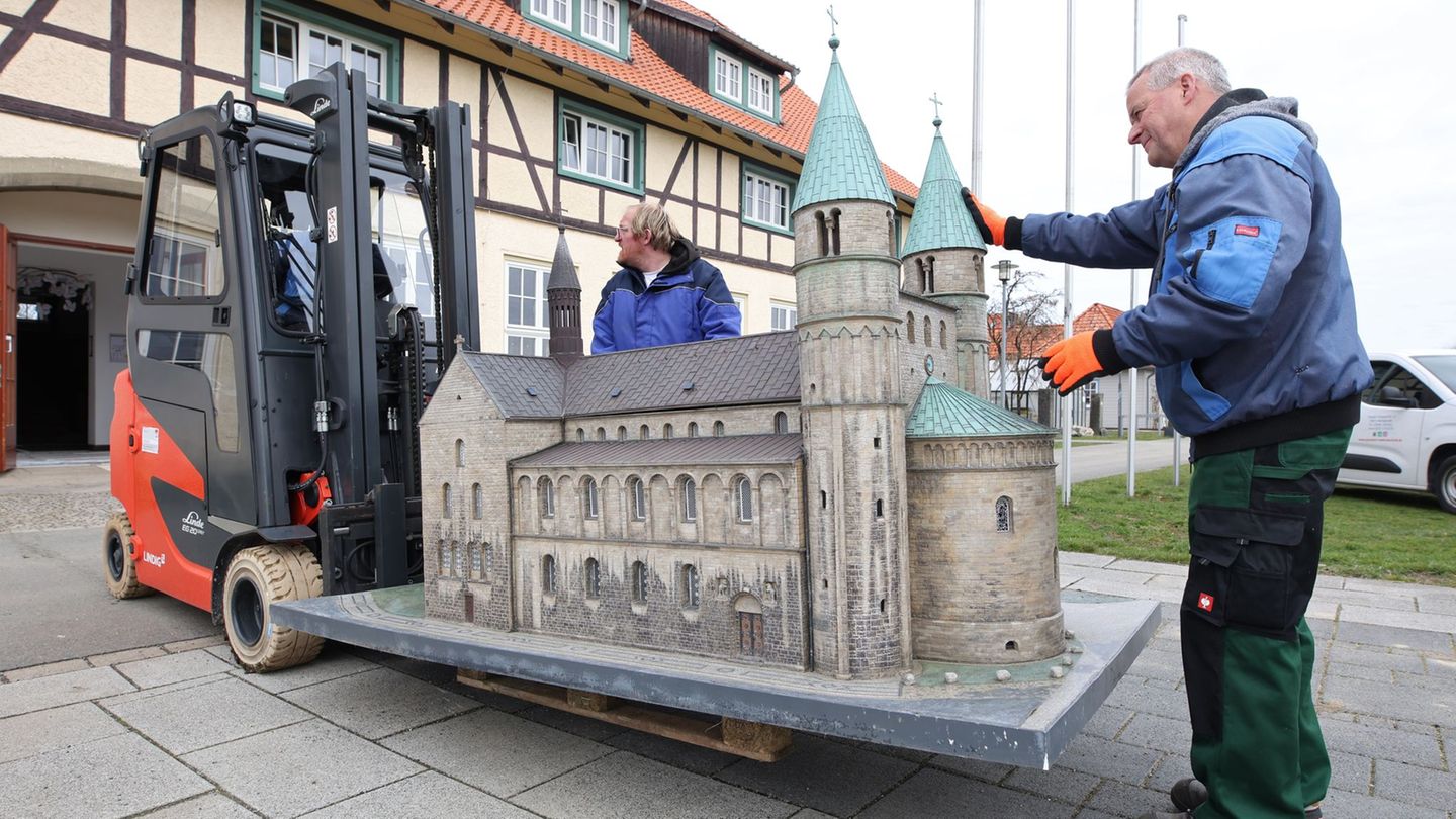 Karfreitag startet die 211-tägige Saison 2026 im Bürger- und Miniaturenpark in Wernigerode. Foto: Matthias Bein/dpa