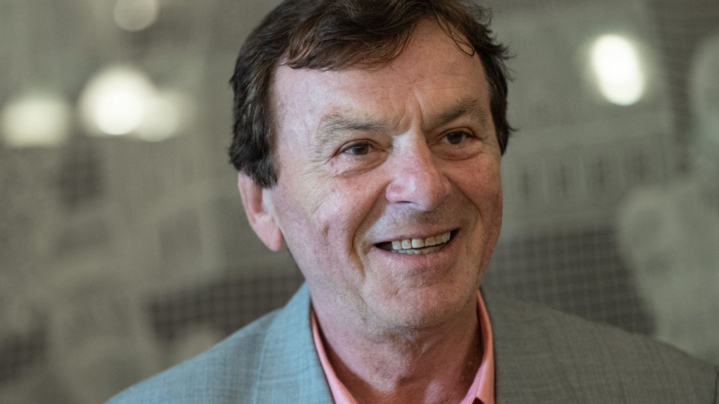 Der tschechische Schauspieler Pavel Travnicek ist vielen als Prinz aus "Drei Haselnüsse für Aschenbrödel" bekannt. (Archivbild)