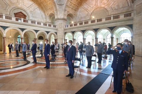 Bei der Einführung des Ehrenzeichens des bayerischen Ministerpräsidenten für Auslandseinsätze 2021 herrschte wegen der Corona-Kr