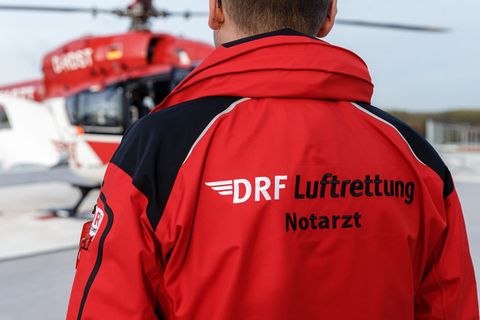 In Sachsen-Anhalt sind drei DRF-Rettungshubschrauber stationiert. (Archivbild) Foto: Markus Scholz/dpa