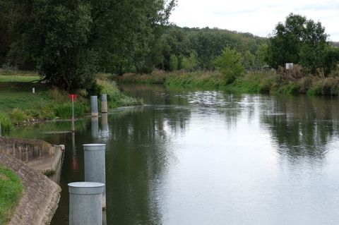 Besserer Hochwasserschutz an der Unstrut soll kommen. (Archivbild) Foto: Sebastian Willnow/dpa-Zentralbild/dpa