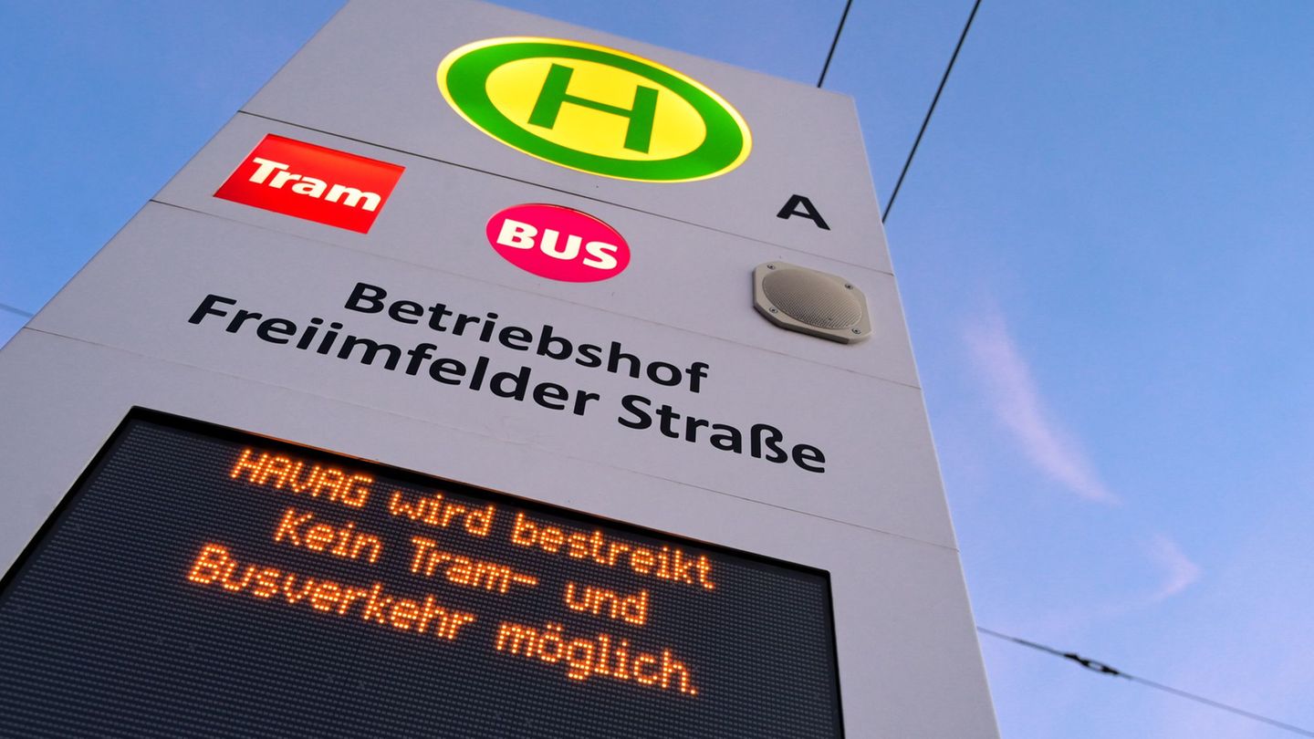 Der Nahverkehr in Sachsen-Anhalt soll am Donnerstag für vier Tage weitestgehend stillstehen. (Archivbild) Foto: Heiko Rebsch/dpa