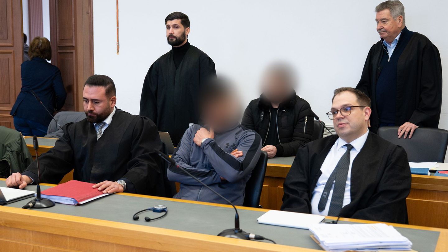 Vor dem Landgericht Gießen hat der Prozess gegen zwei Brüder wegen der tödlichen Schüsse von Bad Nauheim begonnen. Foto: Florian