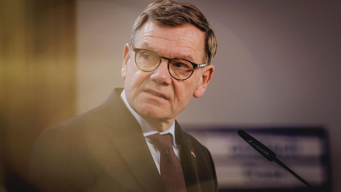 Bundesaußenminister Johann Wadephul, CDU, mahnt ein baldiges Ende des Iran-Kriegs an