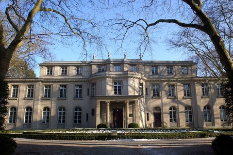 Auch die Gedenkstätte Haus der Wannseekonferenz verzeichnet antisemitische Störungen. (Archivbild) Foto: picture alliance / Step