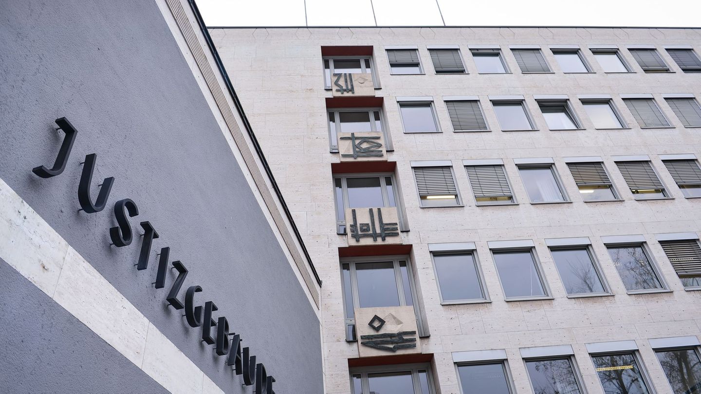 Die Angeklagten hatten die Vorwürfe weitgehend eingeräumt. (Symbolbild) Foto: David-Wolfgang Ebener/dpa