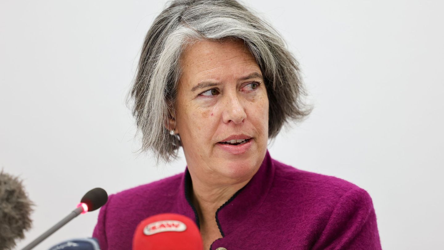 Ehrenamtliche Helferinnen und Helfer seien bei Notlagen oft zuerst vor Ort, sagte Innenministerin Tamara Zieschang (CDU). (Archi