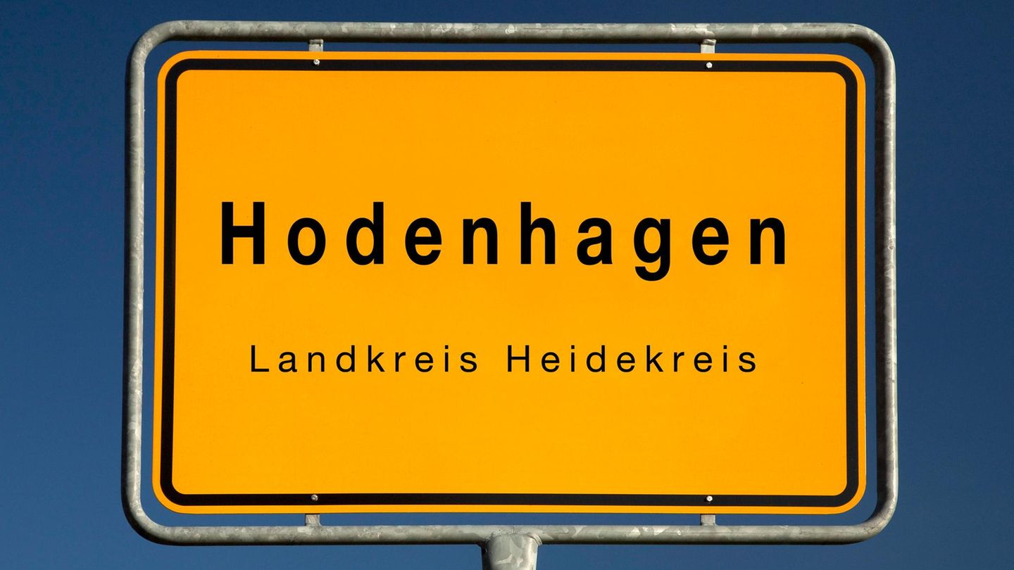 Ortsschild Hodenhagen