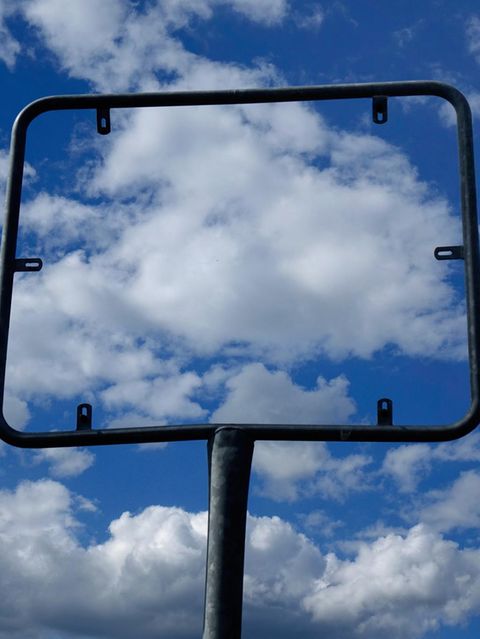 Leerer Ortsschildrahmen