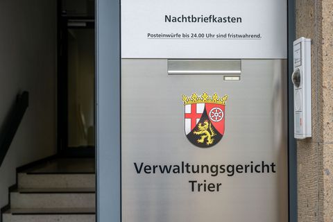 In Rheinland-Pfalz ist das Verwaltungsgericht Trier in der ersten Instanz zentral für Asylklagen zuständig (Symbolbild) Foto: Ha