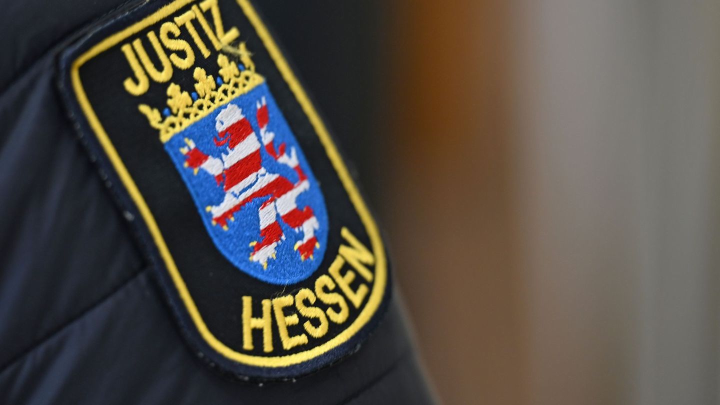 Ein zentraler Digitalisierungsschritt war in Hessen die Einführung der elektronischen Akte Ende 2025. (Archivbild) Foto: Michael