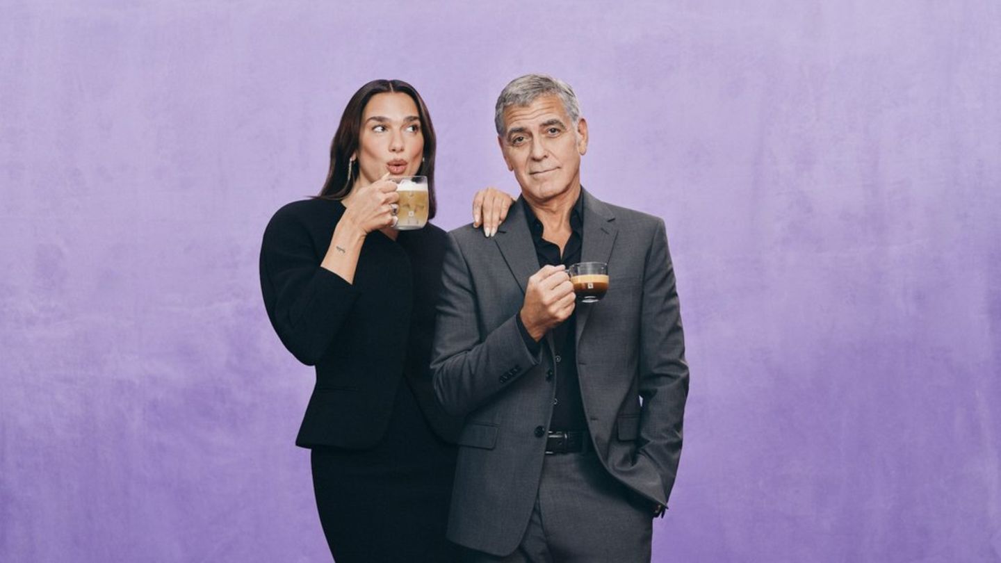 Dua Lipa und George Clooney machen gemeinsame Sache für Nespresso.