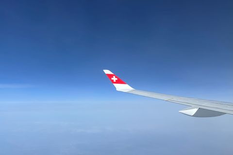 Wegen Umschulungen stehen bei Swiss nicht genügend Piloten zur Verfügung. (Symbolbild) Foto: Christiane Oelrich/dpa