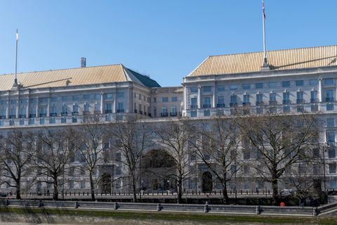 Der für den britischen Geheimdienst MI5 tätige Neonazi-Agent habe Rassisten und Massenmörder gelobt