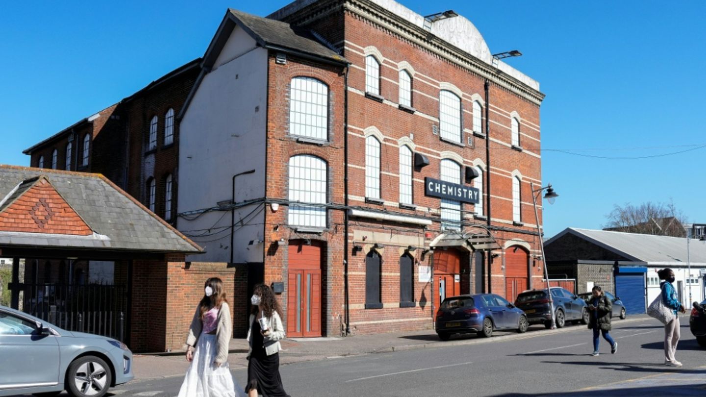 Club Chemistry in Canterbury