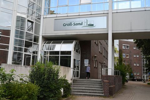 Mitte des Jahres ist im von der katholischen Kirche betriebenen Krankenhaus Groß-Sand Schluss. (Archivbild) Foto: David Hammerse