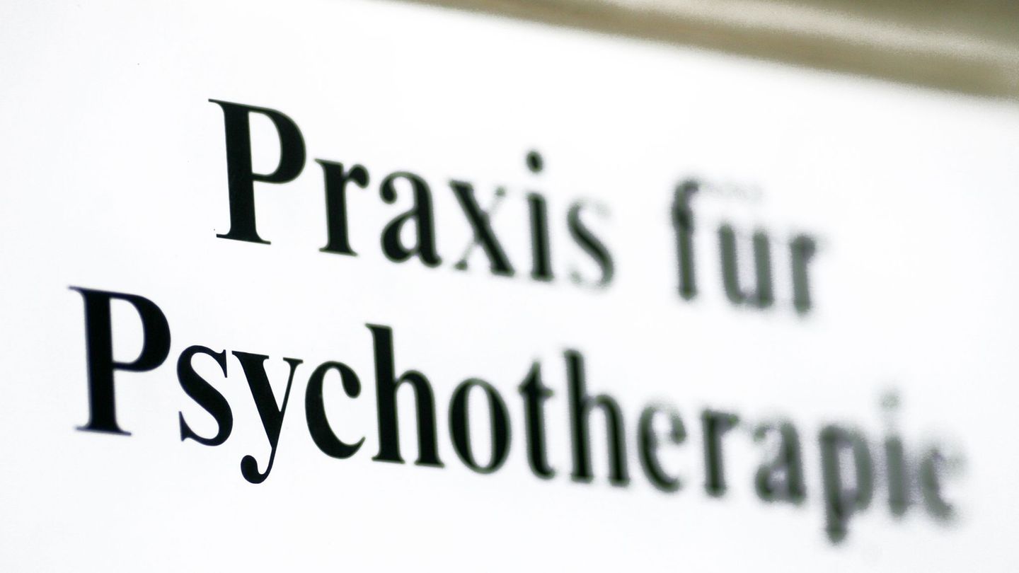 Die Vergütung psychotherapeutischer Leistungen soll ab 1. April 2026 um 4,5 Prozent gekürzt werden. (Symbolbild) Foto: Jens Wolf