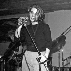 Bettina Köster tritt mit ihrer Band Malaria! im Jahr 1982 auf