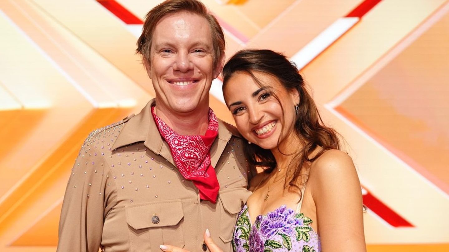 "Let's Dance"-Kandidat Simon Gosejohann kündigt eine Überraschung für die nächste Show an - ob Ekat inzwischen eingeweiht ist?