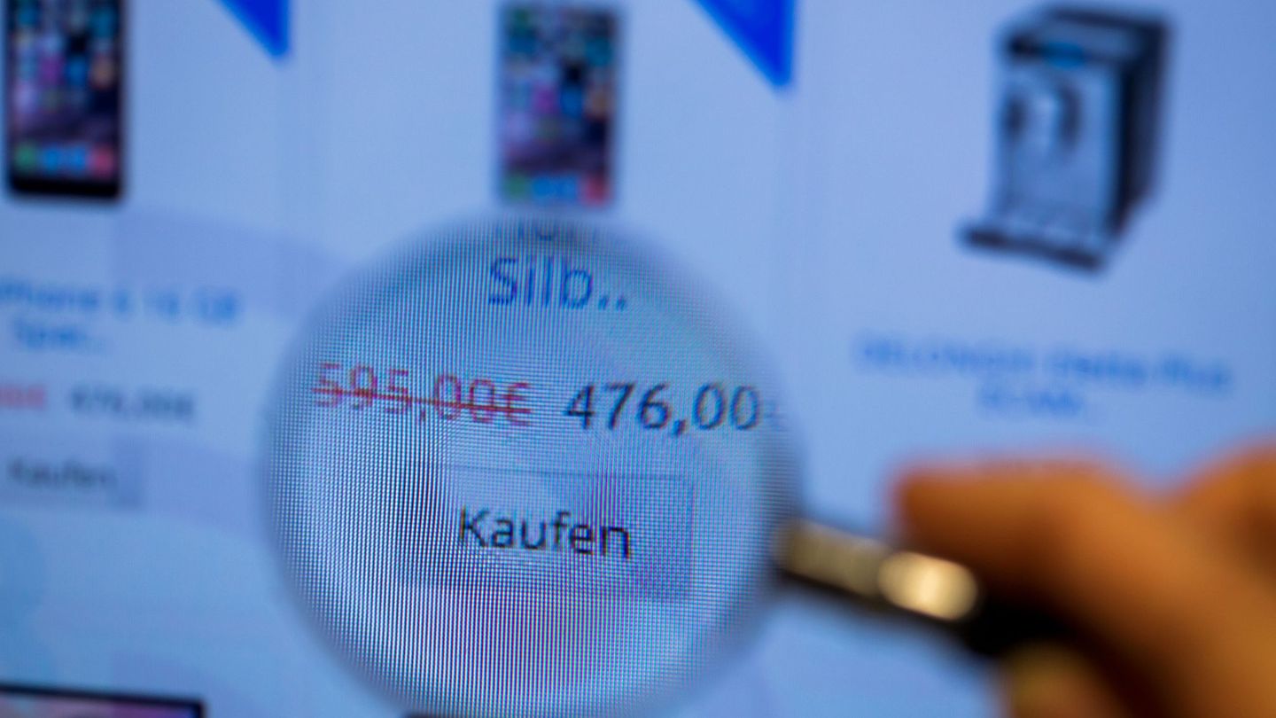 Weniger Thüringer fallen auf falsche Online-Shops rein, trotzdem bleibt der Schaden hoch. (Symbolbild) Foto: Jens Büttner/dpa-Ze