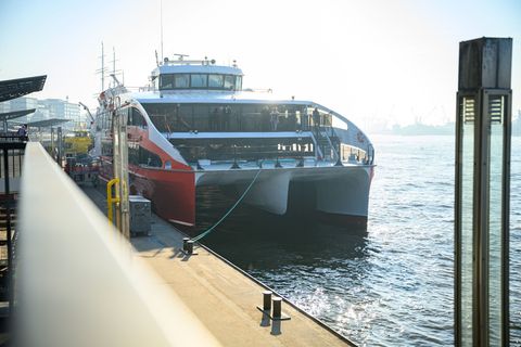 Der "Halunder Jet" ist zurück aus der Winterpause. Foto: Jonas Walzberg/dpa