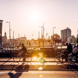 Die Niederländer sind nicht nur im Durchschnitt ziemlich glücklich – das Glück ist in der Bevölkerung auch so gleich verteilt wie in keinem anderen Land.