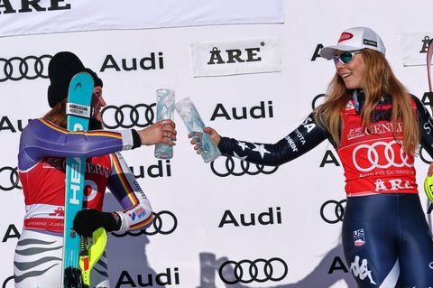 Wer gratuliert wem beim Weltcup-Finale? Emma Aicher (links) und Mikaela Shiffrin stehen vor einem großen Showdown. (Archivbild)