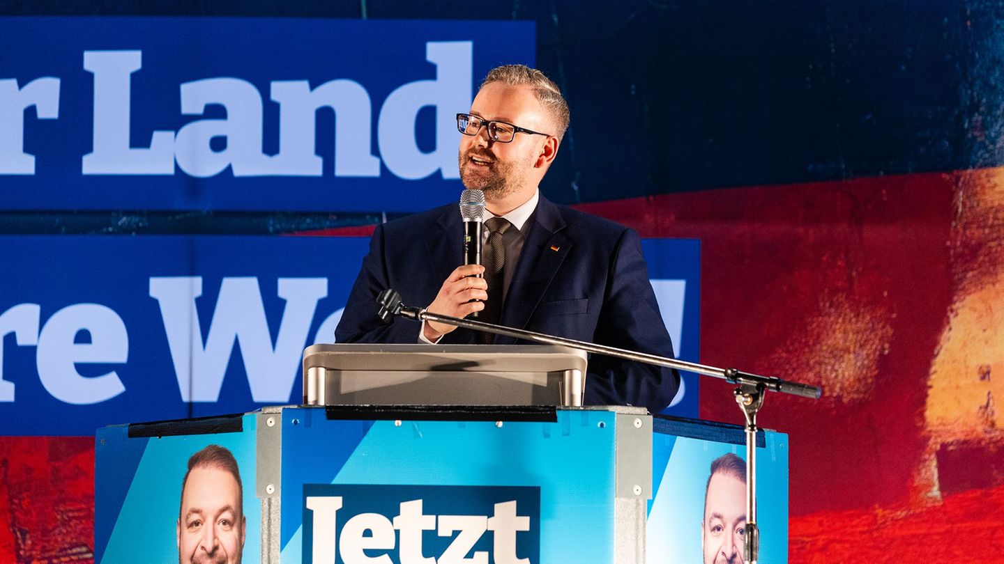 "Unser Anspruch ist: Politik aus dem Dorf für das Dorf", sagt AfD-Landesvize Münzenmaier. (Archivfoto) Foto: Laszlo Pinter/dpa