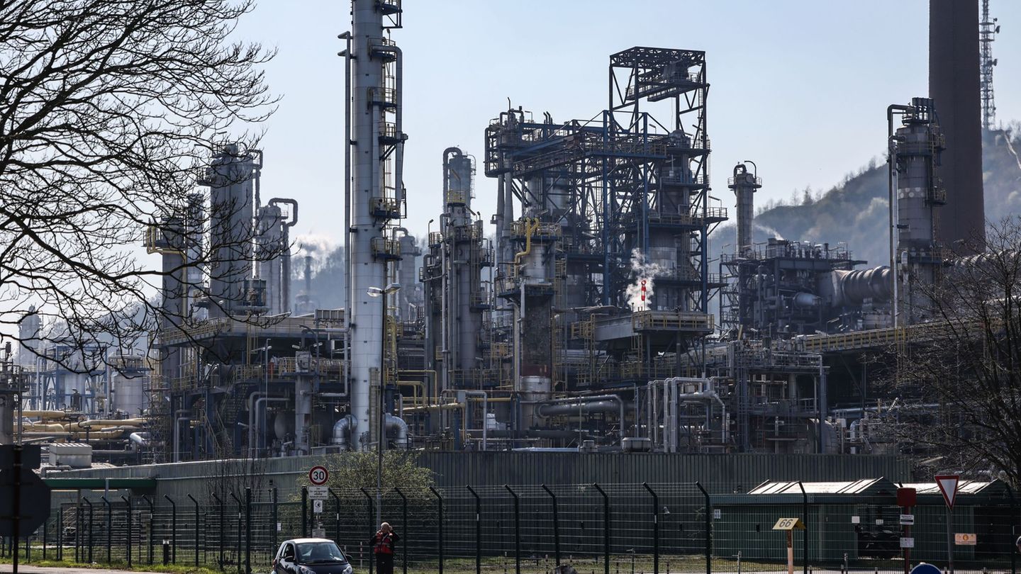 BP verkauft Raffinerie Gelsenkirchen an Klesch-Gruppe Foto: Oliver Berg/dpa