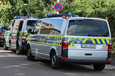 In Sandersdorf-Brehna gab es Durchsuchungen im Zuge von Ermittlungen gegen einen mutmaßlichen Drogendealer. (Symbolbild) Foto: T