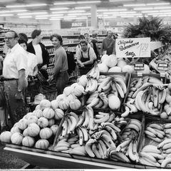 Nach der Währungsunion 1990: Bananen in einer ostdeutschen Kaufhalle