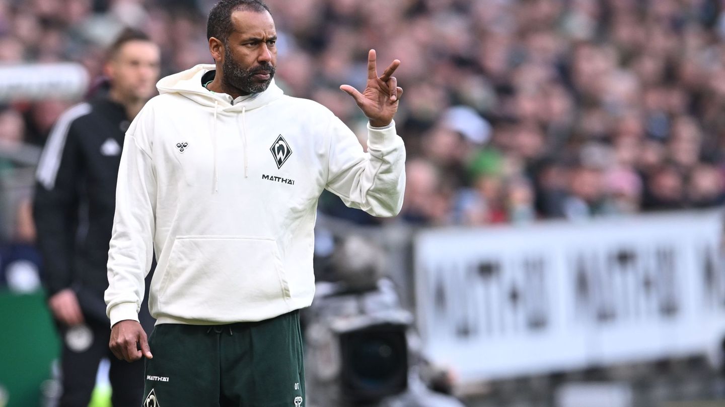 Hat mit Personalproblemen zu kämpfen: Werder-Trainer Daniel Thioune (Archivbild) Foto: Carmen Jaspersen/dpa